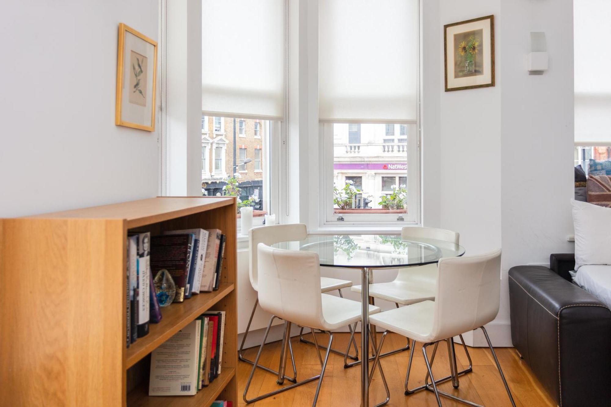 Homely 1 Bedroom Apartment In The Heart Of Vibrant Camden London Bagian luar foto
